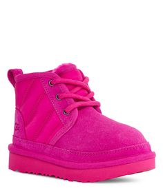 Ugh Neumel Boot, Ugg Boot Neumel, Baby Girl Uggs, Ugg Neumel, Ugg Kids, Kids Ugg Boots, Baby Gadgets, Kids Uggs, Pink Boots