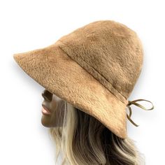 Vintage 1950's Austrian Tan Fuzzy Wool Felt Dome Bucket Hat. Made In Austria By Le Charme Creations. Tie Detail On Sides. Can Be Worn With The Rim Flipped Up Or Down. Measures 24.75" In Circumference And 15" Ear To Ear. Vintage Accessories 1950s, 1950s Hat, Tan Hat, Wool Hat, American Women, Vintage Accessories, Vintage 1950s, Wool Felt, Hats For Women