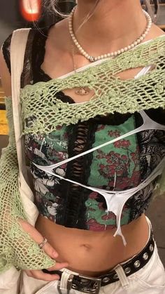 Photogenic Aesthetic, Asymmetrical Fashion, Trend Forecast, Estilo Hippy, Mode Hippie, Birthday Shoot, Archive Fashion, Crochet Inspo, Trendy Sunglasses