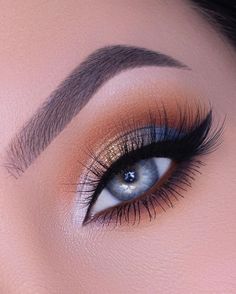 Winter Eyeshadow, Grey Eye Makeup, Soft Eye Makeup, 50 Makeup, Makeup Eye Looks, Smokey Eyes, Eye Makeup Art