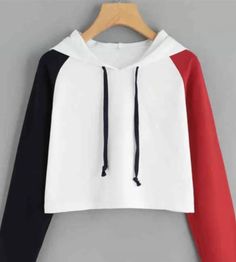 Women's colorful hoodie. Women Fashion Edgy, Crop Hoodie, Active Hoodie, Girls Fashion Clothes, Casual Pullover, Sweater And Shorts, Cropped Hoodie, Womens Fashion Casual, Long Sleeve Hoodie