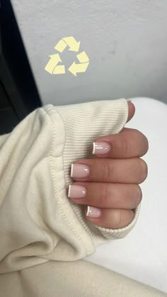 Biab French Tip, Franche Nails, Natural Nails French, Nails French White, Gel French Tip, French Nails Acrylic, Nail Inspo French, Acrylic Nails French Tip, White French Tip Nails