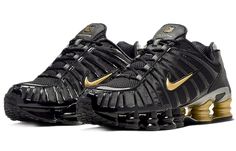 NikeLab Shox TL Neymar JR - Black Gold BV1388-001 Nike Shox Tl, Nike Shox For Women, Metallic Gold Shoes, Gold Trainers, Nike Shox Shoes, All Black Nikes, Nike Shox R4, Gold House, Nike Shox Nz