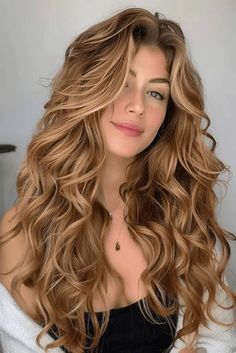 Dream Hairstyles, Sunkissed Hair, Hair Stayl, Beige Blonde Hair, Honey Blonde Hair Color, Honey Hair Color, Layered Hair With Bangs, Color Balayage, Honey Blonde Hair