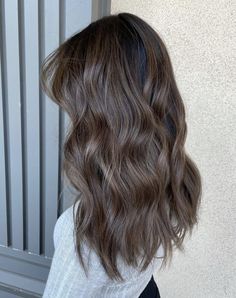 Black Hair Balayage, Dark Brunette Hair, Brown Hair Inspo, Hairstyles For Layered Hair, Brunette Balayage Hair, Blonde Hair Looks