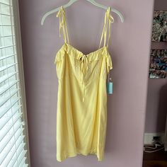 This Is A Gorgeous Light Yellow Dress Mini Dress. It Has Never Been Worn From Forever 21 In A Size Medium Forever 21 Sleeveless Sundress For Brunch, Forever 21 Spaghetti Straps Mini Dress For Spring, Forever 21 Mini Dress For Spring Brunch, Forever 21 Spaghetti Strap Mini Dress For Brunch, Forever 21 Summer Dress With Spaghetti Straps, Forever 21 Mini Sundress For Summer, Forever 21 Summer Beach Mini Dress, Forever 21 Sleeveless Mini Dress For Brunch, Forever 21 Spring Mini Dress For Day Out