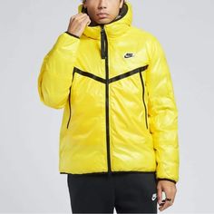 New Without Tags Yellow Nike Puff Coat With Back Trim. Puffer Jacket Men, Windrunner Jacket, Nike Yellow, Mens Puffer Jacket, Yellow Nikes, Men's Sportswear, Yellow Hoodie, Mens Sportswear, Nike Sportswear