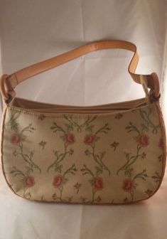 Fancy Bags, Cute Purses, Mode Inspo, Gilmore Girls, Vintage Bags, Fun Bags