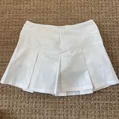 Ivivva By Lululemon Fast Drill Skirt (Skort) In White. Kids Size 12 But Can Fit An Adult Xs Lululemon's Kids Line That Was Sadly Discontinued In 2020. Great Tennis Skort With Shorts Underneath Brand New Without Tags No Pilling Or Stains Lululemon Kids, Kids Line, Tennis Skort, Tennis Skirts, Kids Bottoms, Size 12, Kids Shop, Brand New, White