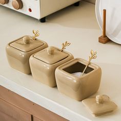 Square Ceramic Seasoning Jar Set Kitchen Things To Buy, Ceramic Kitchen Items, Kitchen Decor Collections, Crockery Design, Ceramic Cookware Set, Square Ceramic, Practical Kitchen, House Items, Ceramic Cookware