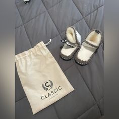 Bought When Went To Nz But Never Wore Them! They Still Have Tags On Them And Come With In Their Drawstring Bag! Size Small In The Bottom Translates To A Women’s 5-6.5. They Are Real Sheeps Wool From Nz Uggs With Bows, Travel Slippers, Spa Slippers, Ugg Tasman Slippers, Bailey Bow Uggs, Velvet Slippers, Ugg Tasman, Sheepskin Slippers, Faux Fur Slippers