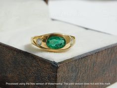 1.20 Carat 14K Three Stone Emerald & Diamond Ring - Natural Zambian Emerald Ring - Anniversary Engagement Wedding Gift Ring - Gift For Her GEMSTONE DETAILS : ✦ Gemstone : Natural Zambian Emerald ✦ Gemstone Size : 6x8 mm ✦ Gemstone Shape : Oval Cut ✦ Number of Gemstones : 1 ✦ Gemstone Weight : 1.20 Carat ✦ Gemstone Grade : AAA DIAMOND DETAILS : ✦ Diamond Type : Natural ✦ Diamond Size : 1.20 MM ✦ Diamond Color : G-H ✦ Diamond Clarity : Slightly included ✦ Diamond Cut : Excellent ✦ Diamond Weight : Rainbow Sapphires, Emerald Diamond Ring, Zambian Emerald, Emerald Gemstone, Emerald Diamond, White Rose Gold, Emerald Ring, Diamond Sizes, Diamond Clarity