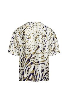 The James Abstract Animal Short Sleeve Top is crafted from luxurious fluid printed silk for elevated comfort and versatility. This striking piece enhances any wardrobe, offering a timeless, everyday luxury look. The fluid silk fabric drapes beautifully, making it ideal for both casual outings and refined occasions. Whether layered or worn on its own, the James Abstract Animal Short Sleeve Top is an essential addition that ensures you stand out with effortless style and sophistication. Pair it wi Luxury Look, Everyday Luxury, The James, Draped Fabric, Everyday Luxuries, Printed Silk, White Silk, Abstract Animals, Short Sleeve Top