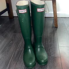 Tall Green Hunter Rain Boot. Good Condition, Has A Mark On The Front Shown In Photo. Casual Insulated Green Rain Boots, Casual Green Slip-resistant Rain Boots, Hunter Boots Green, Green Rain Boots, Green Hunter Boots, Hunter Boots Yellow, Hunter Shoes, Hunter Rain Boots, Women Hunters