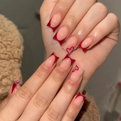 24Pcs Simple Red French Fake Nail Art Set Short Square False Nails with Glue Detachable Nail Tips Red Acrylic Nails, Short Square Nails, Hari Valentine, French Tip Acrylic Nails, Girly Acrylic Nails, French Acrylic Nails, Short Square Acrylic Nails, Red Nail