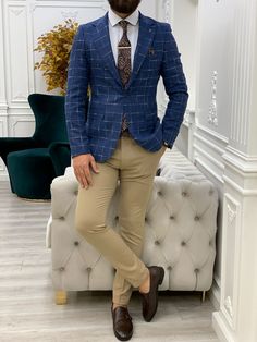 Suit Material: 65% polyester, 32% Viscose, 3% Lycra Machine Washable: No Fitting: Slim-fit Package Include: Jacket Gifts: Chain, Flower, Neck Tie and Pocket Square Dry Clean Only 44 Size ( 50kg - 60kg) 46 Size ( 60kg - 70kg)48 Size ( 70kg - 75kg) 50 Size ( 75kg - 80kg) 52 Size ( 80kg - 85kg) 54 Size ( 85kg - 90kg) 56 Size (90kg - 95kg)58 Size (95kg - 100kg) 60 Size (100kg - 105kg)62 Size (105kg - 110kg) Blue Blazer Outfit Men, Sport Coat Outfit, Plaid Blazer Outfit, Blue Blazer Outfit, Terno Slim Fit, Terno Slim, Mens Black Shirt, Pants Gift, Fitted Blazer Jacket