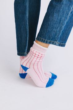 FREE PEOPLE's Plush Inside Out Crew Socks offer cozy comfort with their fuzzy terry construction and thick ribbed pattern. Contrast colored toe and heel sections with rolled-down trim provide the perfect finishing touch. Experience unbeatable comfort and style. Fuzzy Terry fabrication Thick ribbed pattern Contrast colored toe and heel Rolled down trim Crew length Girlfriend Outfits, Sock Ideas, Pilates Socks, Ribbed Socks, Trendy Socks, Pinterest Contest, Funky Socks, Pink Socks, Knitted Socks