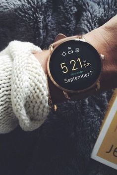 // Wearable Technology, Women's Watch, Arm Candy, Girly Girl, Latest Fashion For Women, Cool Watches, Smartwatch, Fashion Watches, Fossil