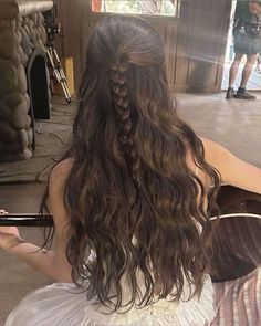 American Beauty, Hairstyles For School, Aesthetic Hair, Hair Day, Pretty Hairstyles, Summer Hairstyles, Wavy Hair