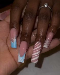 Christmas Nails For Black Women, Christmas Nails Black Women, Candy Cane French Tip Nails, Holiday Short Nails, Christmas Nails Baddie, Pink Christmas Nails Short, White Snowflake Nails, Hoilday Nails