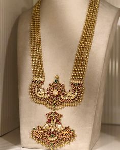 Chandra Haram Designs Gold, Haram Designs Gold Latest, Chandra Haram, Temple Jewelery, Indian Brides Jewelry, Mango Mala, Fashion Jewelry Necklaces Gold, Latest Indian Jewellery, Akshaya Tritiya