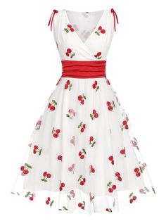 Halloween Fashion Outfits, Best Dress For Girl, Cherry Style, Era Dresses, Candy Girls, Sunday Clothes, Cute Red Dresses, 1950s Fashion Dresses, Cherry Dress