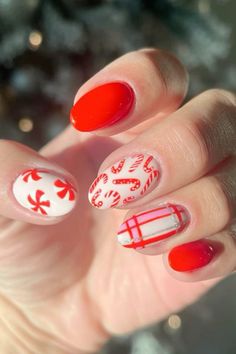 Plaid Christmas Nails, Biab Nail, Teen Nails, Nail Goals, Candy Cane Nails, Cute Simple Nails, Christmas Look, Christmas Nails Easy, Cute Christmas Nails