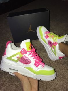 Nice Dress Shoes For Men Jordan 4 Retro Pink, Cool Shoes For Men, Jordans 4s, Nike Shoes Girls, Basket Style