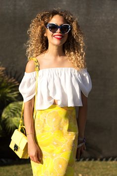 50+ Stylish Folks Who Rocked Coachella #refinery29  http://www.refinery29.com/coachella-style#slide71  Cleo Wade's colorful skirt is curing our post-Coachella blues. Moda Coachella, Lemon Skirt, Cleo Wade, Music Festival Accessories, Coachella 2014, Coachella Style, Refinery 29, Festival Photos, Colorful Skirt