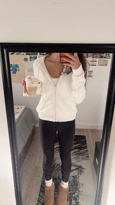 Recreatable Outfits, Cute Outfits Winter, Outfit Inspo Winter, Outfit Inspo Casual, Trendy Outfits For Teens, Lazy Outfits, Cute Winter Outfits, School Fits, Winter Fits