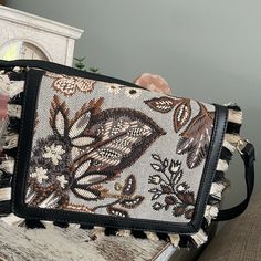 Nwt Saprtina499 Purse . Straps Are Detachable And Can Be Use As A Clutch. Magnetic Closure. Genuine Leather See Picture And Video For Details . Chic Beige Embroidered Bags, Chic Beige Embroidered Shoulder Bag, Chic Embroidered Beige Shoulder Bag, Chic Embroidered Crossbody Shoulder Bag, Spartina 449 Jewelry, Chic Black Embroidered Shoulder Bag, Rectangular Black Shoulder Bag With Animal Design, Spartina 449 Handbags, Leather Rectangular Shoulder Bag With Snake Print