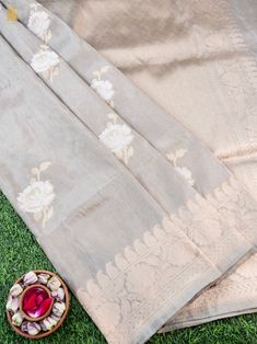 Khinkhwab brings to you this gorgeous ensemble that has been crafted in pure silk. This tissue saree is quite a statement piece and is a part of Khinkhwab's exclusive Tissue Silk collection. Luxury Wedding Saree, Luxury Dupatta For Traditional Ceremonies With Traditional Drape, Luxury Dupatta For Traditional Ceremonies, Luxury Art Silk Dupatta For Festivals, Luxury Raw Silk Wedding Dupatta, Luxury Art Silk Saree In Traditional Drape, Luxury Saree With Pallu Detail, Luxury Banarasi Silk Saree For Festive Occasions, Luxury Art Silk Dupatta For Festive Season