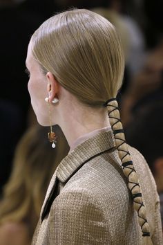 Haute Couture Hair, Couture Hairstyles, Hair Buns, Penteado Cabelo Curto, Hair Reference, Hair Art