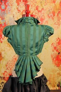 . Wizard Of Oz Costumes Diy, Punk Costume, Corset Making, Mad Hatter Tea Party, Newsies, Pretty Clothes, Masquerade Ball, Silk Yarn