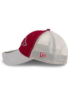 This Arkansas Razorbacks Red Adjustable Hat features a front embroidered team logo on an unstructured crown with matching visor and contrast soft meshback. New Era Casual Classic Meshback, Front embroidered team logo, 6-panel design with eyelets, Soft contrast meshback, Adjustable Closure, Cotton & polyester blend material, Curved Bill, Low Crown, Unstructured, Imported White Baseball Cap With Curved Visor For Fans, Team-colored Six-panel Snapback Hat For Fan Gear, Sporty Six-panel Trucker Hat For Fan Gear, Sporty Six-panel Trucker Hat For Fans, Team-colored Trucker Hat With Curved Bill, Casual Six-panel Baseball Cap For Fans, Team-colored Trucker Hat With Embroidered Logo For Fans, Trucker Hat With Embroidered Logo For Fan Gear, Casual Team-colored Baseball Cap With Logo