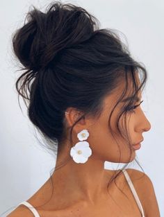 Messy Bun Wedding, High Bun Wedding, Wedding Bun, High Bun Hairstyles, Wedding Hair Up, High Hair, Guest Hair, Bridesmaid Hair Makeup, Bridal Hair Updo