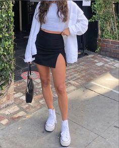 Trendy Night Out Skort, Black Summer Skort For Club, Black Skort For Going Out In Summer, Summer Night Out Short Tennis Skirt, Summer Date Night Mini Skirt, Chique Outfits, Outfit Jeans, Birthday Outfits, Summer Inspo