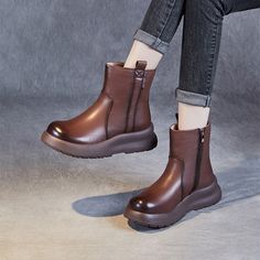 Gender: Women Item Type: Boots Main Material: Cow Leather Lining: Wool Style: Casual, Classic, Retro Season: Winter Heel Type: Flat Outsole Material: Rubber Heel Height: Mid-Heel (5 cm) Size Length cm inch 35 22.5 8.86 36 23 9.06 37 23.5 9.25 38 24 9.45 39 24.5 9.65 40 25 9.84 Winter Heels, Tube Top Dress, Savate, Fur Boots, Tenis Casual, Shoe Size Conversion, Rubber Heels, Mid Heel, Boots For Sale