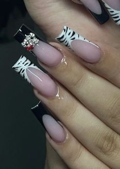 Acrylic Nails Ideas Black And White, Nails Ideas White And Black, Black Y2k Acrylic Nails, Black And White Hello Kitty Nails, Zebra Hello Kitty Nails, Black Nail Designs Y2k, Cute Acrylic Nails White, Black And White Zebra Nails, Acrylic Black Nails Designs