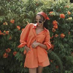 Gigi Orange Shorts Set Light Orange Outfit, Pop Of Colour Outfit, Bright Color Outfits Summer, Orange Summer Outfits, Orange Outfit Summer, Orange Outfit Aesthetic, Austin City Limits Outfit, Yoyo Cao, Team Photoshoot