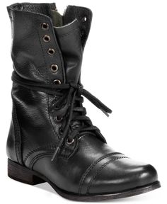 Steve Madden Troopa Boots, Style Converse, Steve Madden Boots, Boating Outfit, Black Combat Boots, Lace Up Combat Boots, How To Make Shoes, Womens Wedges, Moto Boots