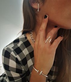 "Smooth concord lobe cuffs, plain ear lobe stacking cuffs, womens silver suspender earrings, minimal huggie hoop curved bar lobe earring set Welcome to my shop! ✈️ DHL EXPRESS SHIPPING AVAILABLE, 1-3 BUSINESS DAYS DELIVERY! ✔️ PLEASE MAKE SURE TO SELECT IT, RIGHT BEFORE YOUR PURCHASE! ❗️ ❗��️ DON'T FORGET TO ADD YOUR CELL # AT THE \"NOTE TO SELLER\" SECTION IF YOU CHOOSE DHL! BY FILLING YOUR CELL NUMBER YOU EARN THE BENEFIT TO CHOOSE BETWEEN 6 DIFFERENT DELIVERY OPTIONS! INSTRUCTIONS WILL BE SENT Suspender Earrings, Ladies Silver Rings, Padlock Necklace, Earrings Minimal, Curved Bar, Womens Ring, Heart Choker, Midi Ring, Midi Rings