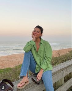 Viviane Audi, California Outfits, Linen Blouse, Mom Style, Spring Summer Outfits, Summer Looks, Spring Summer Fashion, Beautiful Outfits, Abercrombie Fitch