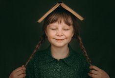 My daughter Daisy as Anne Shirley Anne with an E photoshoot Anne Of Green, Anne Of Green Gables, Green Gables