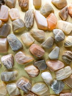 Moonstone Affirmation, Moon Stones, Swamp Witch, Crystal Photography, Crystal Vibes, Witch Spell, Witch Aesthetic