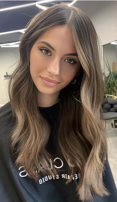 Sunkissed Balayage Brunettes, Soft Brunette Balayage, Summer Brown Hair, Brown Hair Inspiration, Cool Blonde Hair, Brunette Hair With Highlights, Dirty Blonde Hair, Brown Hair With Blonde Highlights