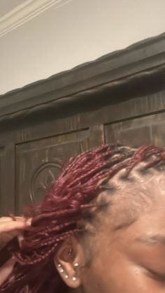 burgandy small boho knotless braids Red Braids Peekaboo, Deep Red Knotless Braids, Burgundy Small Knotless Braids, Dark Red Boho Knotless Braids, Small Knotless With Color, Small Burgundy Knotless Box Braids, Small Boho Knotless Braids With Color, Burgundy Braids On Dark Skin, Burgundy And Brown Hair