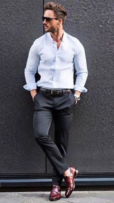 Summer Business Attire, Stylish Business Casual, Masculine Outfits, Business Attire For Men, Mens Fashion Inspiration, Rugged Style, Fashion Business Casual, Business Casual Dresses