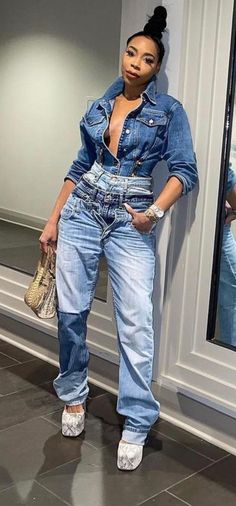 Denim On Denim Looks, Denim Looks, Denim Street Style, Looks Jeans, Sassy Outfit, Denim Outfits, Denim On Denim, Denim Wear