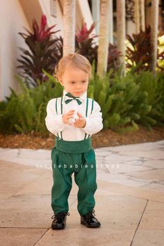 This outfit is designed for handsome little gentlemen. This will ensure your little one is dressed to look special on many occasions - well done and so cute! Custom colors are accepted. Message me. Important: Precaution is necessary. If this is not possible, the customer must choose the standard size worn by the child.  ---------------------------------------- Required Dimensions: A: Full length from Head to Toe B: Widest part of the chest C: Around the waist or belly D: around the head -------- King Suit, Golden Lace Dress, Princess Jasmine Dress, Prince Charming Costume, Sky Blue Suit, Baby Christening Outfit, Boy Toddler, Green Suit, Birthday Dress